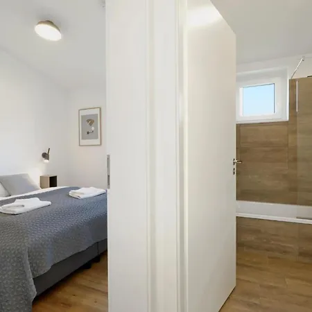 Holiday home In Lembruch-duemmer With Wifi